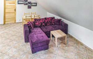 Lovely Apartment In Gdansk With Wifi