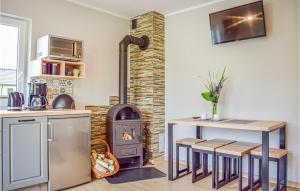 2 Bedroom Nice Home In Dabki