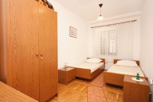 Apartments by the sea Selce Crikvenica 3240