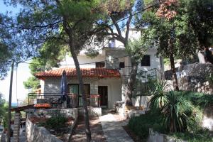 Apartments by the sea Jagodna, Hvar - 3249