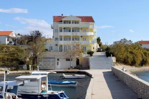 Apartments by the sea Rtina - Miletici, Zadar - 3257 