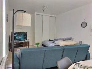 Appartements CHATENAY 4 · Cozy Studio with car park and terrace : photos des chambres