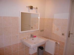 Gîte spacieux avec grande terrasse, proche de Gérardmer - Idéal familles et groupes - FR-1-589-420