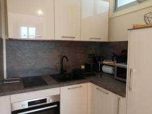 Vittel Spacieux 2 pièces Rénové - Confortable - Vue - 200 mètres Thermes