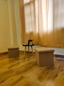 Stunning Views, Jujurana Homestay Shoghi - 3 Private Apartments Near Simla