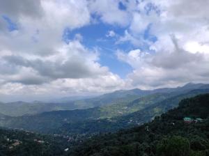 Stunning Views, Jujurana Homestay Shoghi - 3 Private Apartments Near Simla