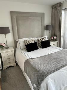 Two-Bedroom Apartment room in Cardiff Premier Apartments