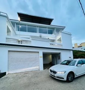 M town Homestay - Perumālmalai