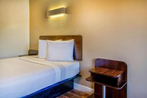 Motel 6-Hesperia, CA - West Main Street I-15