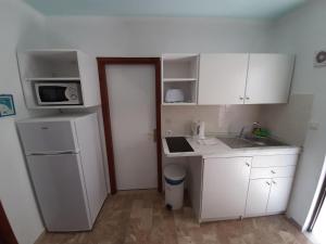 Apartment in Mpenitses with Sea Views & Pool