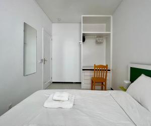 Spacious 4 Bedrooms apartment for family or several friends