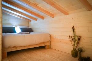 Lodges Au coeur de nos bois : Chambre Double avec Terrasse