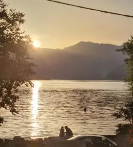 ROOM Jovan,on the sea with free we-fi - Kamenarovići