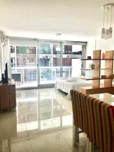 Departamento en Recoleta - Con pileta, parilla y laundry - Piso 2