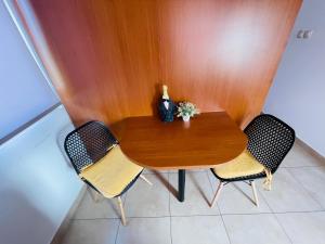 City center studio apartment