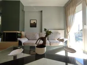 Gaia Guest House - Trílofon