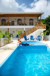 Cosmopolitan Guesthouse - Middle Cay