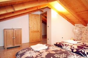 Family friendly house with a swimming pool Orihi, Central Istria - Sredisnja Istra - 3415