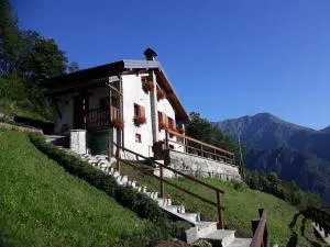 Casa all'Alpe Gaggetto B & B - Borgone
