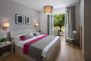 Three-Bedroom Apartment with Terrace and Sea View room in Apartments with a parking space Rabac Labin - 3015