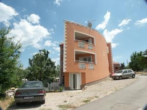 Apartments with a parking space Silo, Krk - 3027 