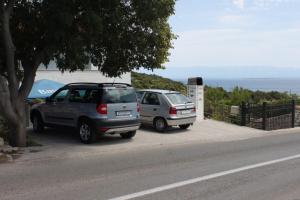 Apartments with a parking space Mali Losinj (Losinj) - 3042