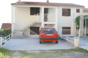 Apartments with a parking space Promajna, Makarska - 2710