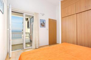 Apartments by the sea Balica Rat, Omis - 2753