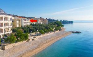 Apartments by the sea Tucepi, Makarska - 2694 