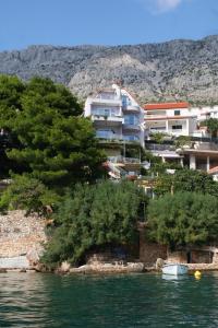 Apartments by the sea Stanici, Omis - 2797