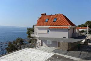 Apartments by the sea Stanici, Omis - 2797 