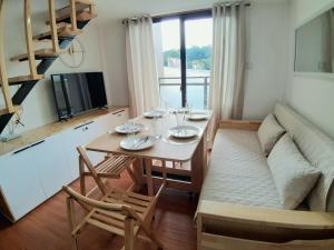 Mireyas Loft Unit - Megatower 3 Session Road