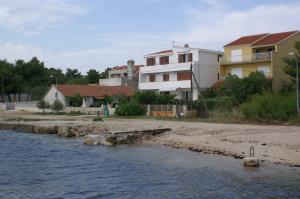 Apartments by the sea Brodarica, Sibenik - 3092