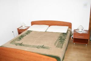 Two-Bedroom Apartment with Terrace and Sea View room in Apartment Mandre 3084c