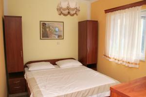 Apartments and rooms by the sea Rogoznica - 3097