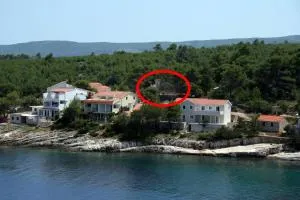 Apartments by the sea Basina, Hvar - 4622 - Vrbanj