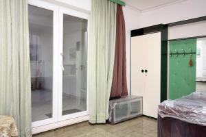 Apartments by the sea Duce, Omis - 4795