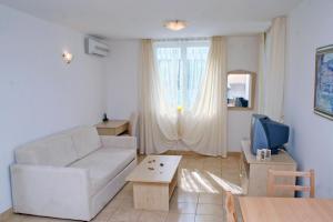 One-Bedroom Apartment room in Apartments by the sea Vinjerac Zadar - 3093