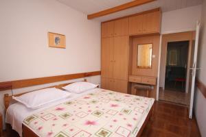 Apartments with parking space Baska Voda, Makarska - 2709