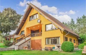 2 Bedroom Lovely Apartment In Wolin - Recław