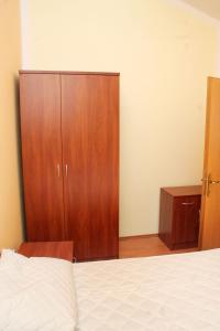 Apartments and rooms by the sea Rogoznica - 3097