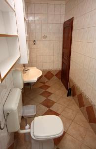 Apartments by the sea Rogoznica - 3197