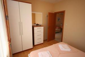 Apartments with parking space Novalja, Pag - 3294