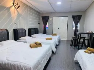 Julies Hostel Taman Negara - Gua Sai