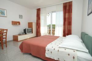 Apartments by the sea Medveja, Opatija - 3430