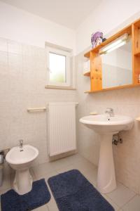 Apartments by the sea Nerezine, Losinj - 3451