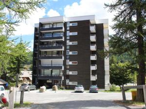 Studio cabine 6 couchages à Vars Les Claux, proche pistes et commerces - FR-1-330B-96