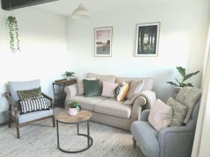 Romantic & Cosy Cottage with Direct Access to the Hills