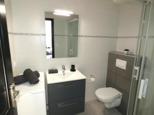 Appartements Le Petit Randonneur - Studio - WIFI - Mont-Saxonnex : photos des chambres