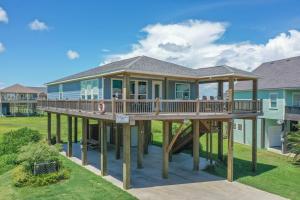 The Neon Moon home - Ubytování bez kategorie ve městě Crystal Beach